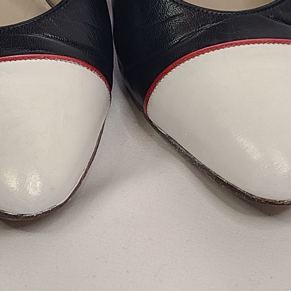 Authentic Chanel Vintage Spectators Size 6.5 - Picture 7 of 10